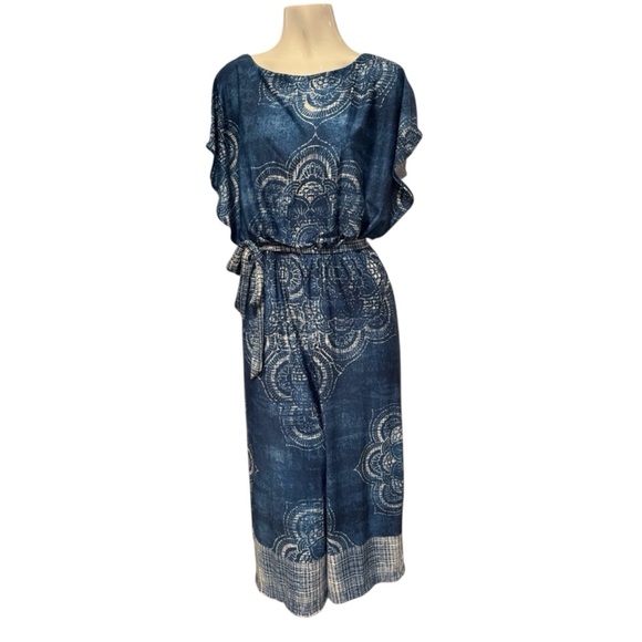 Emma & Michele Pants - Emma & Michele Blue Patterned Jumpsuit Size Small Blue and White Back Zipper